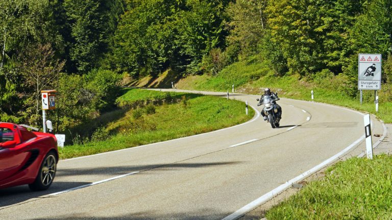 Für Motorradfahrer ein Traum - die Schwarzwaldhochstraße.