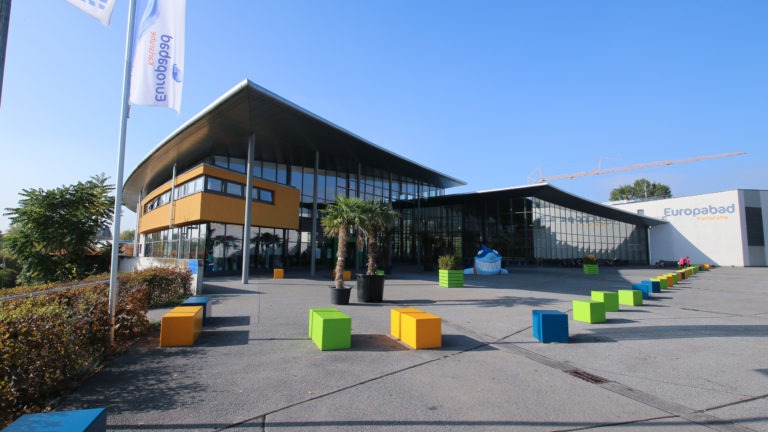 Das Europabad ist ein Erlebnisbad für die ganze Familie.