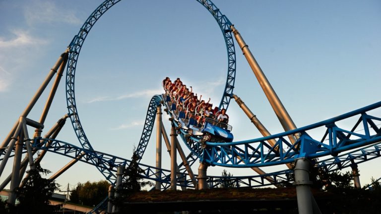 Der Blue Fire Megacoaster im Europapark Rust.