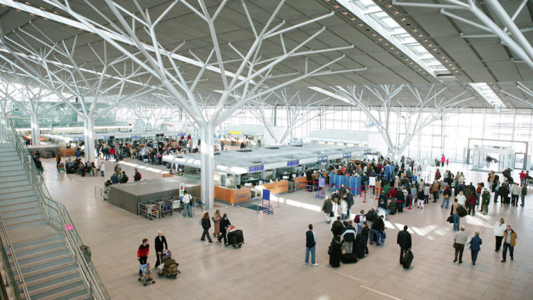 Terminal im Stuttgarter Flughafen.