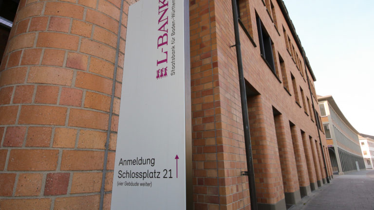 Der L-Bank-Sitz in Karlsruhe.
