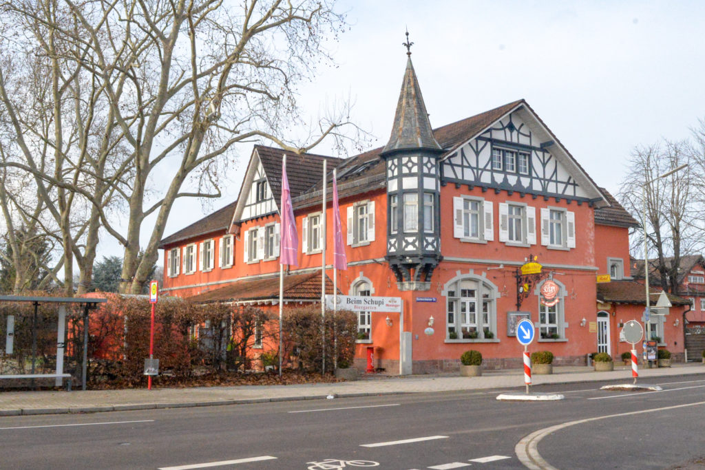 Beim Schupi in Grünwinkel.