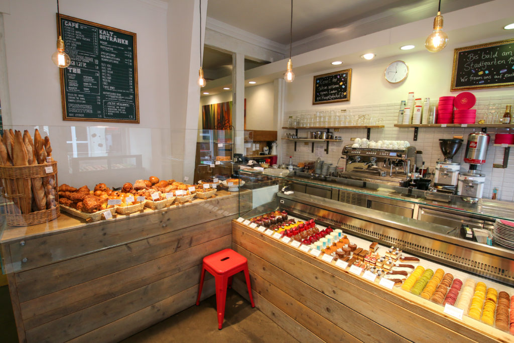 Die P&acirc;tisserie Ludwigs in der Waldstra&szlig;e.