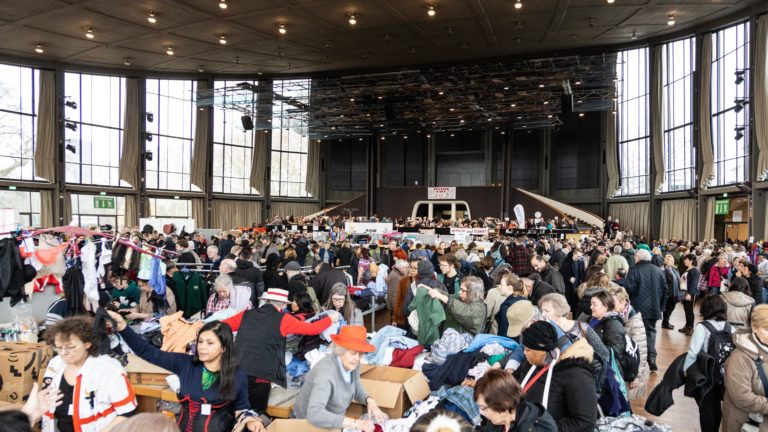 Eröffnung-Pfennigbasar-Karlsruhe