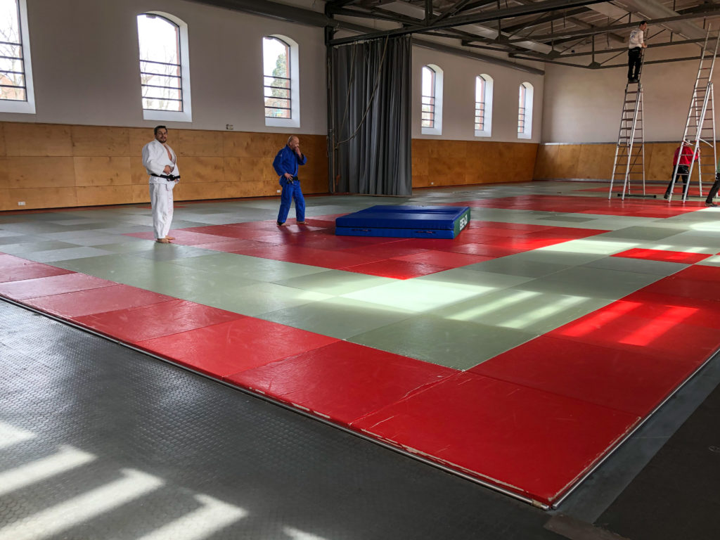 Die Mattenfl&auml;che des BCK im Dojo in der Bl&uuml;cherstra&szlig;e.