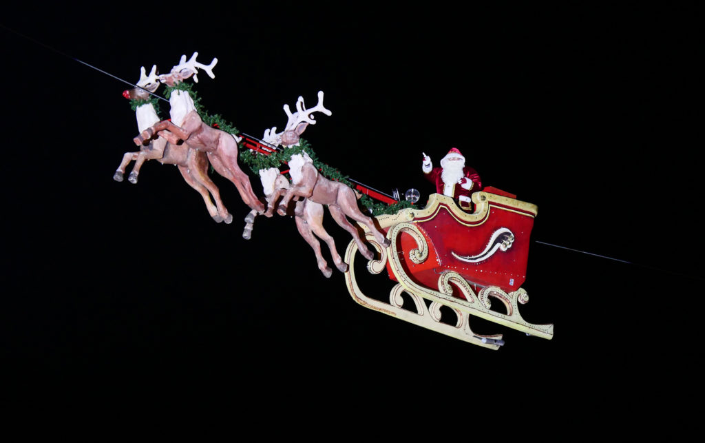 Weihnachtsstadt 2019 Christkindlesmarkt Fliegender Weihnachtsmann