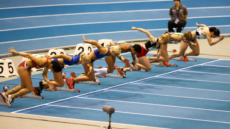 Indoor Meeting Karlsruhe 2020: Start eines 60 Meter Hürdenlaufs