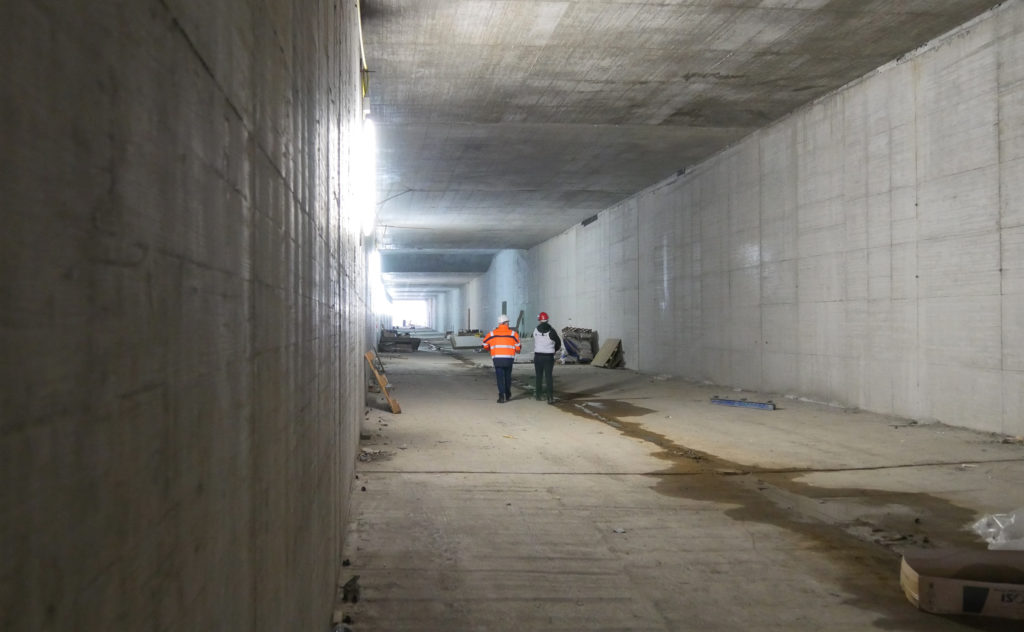 Kombil&ouml;sung Auto Tunnel Ettlinger Tor