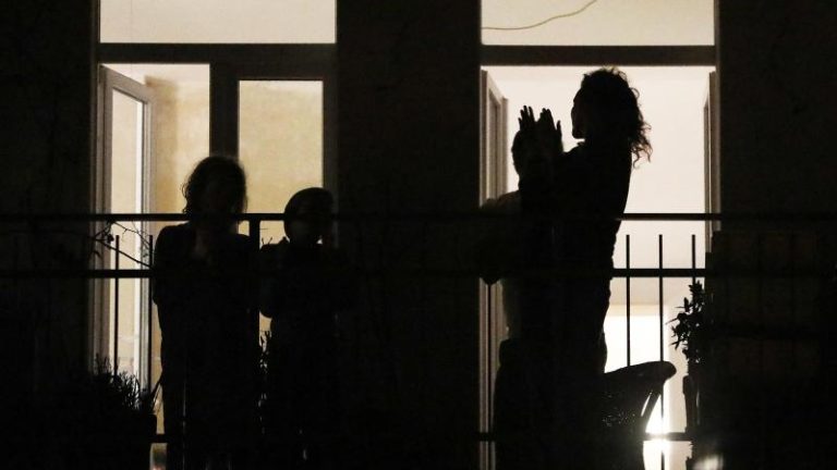 Ode an die Freude Corona Singen Balkon