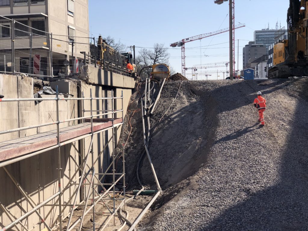 Kombil&ouml;sung in der Kriegsstra&szlig;e