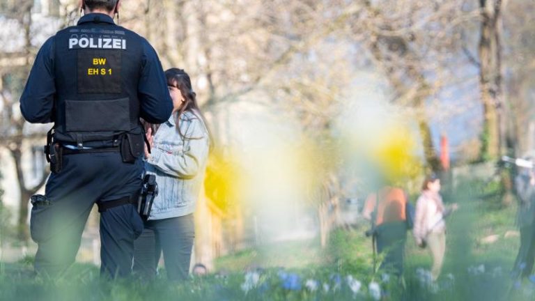 Polizei Corona Kontrolle