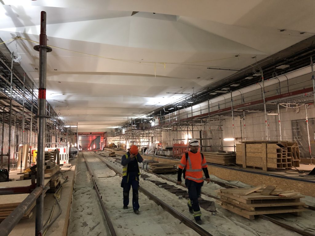 Kombil&ouml;sung Haltestelle Kongresszentrum