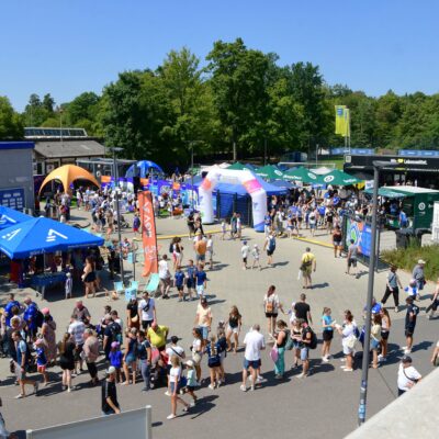Fotogalerie | Blau-Weiße-Bilder vom KSC-Familientag